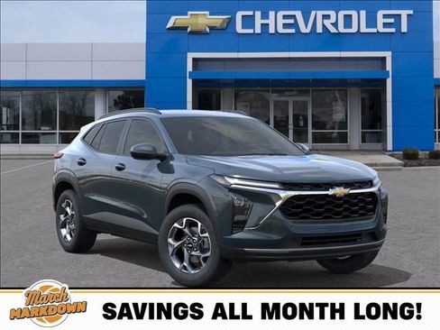 New 2026 Chevrolet Trax LT image 7