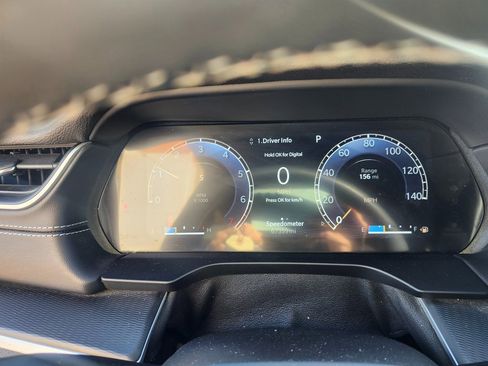 Used 2023 Jeep Grand Cherokee L Laredo image 15