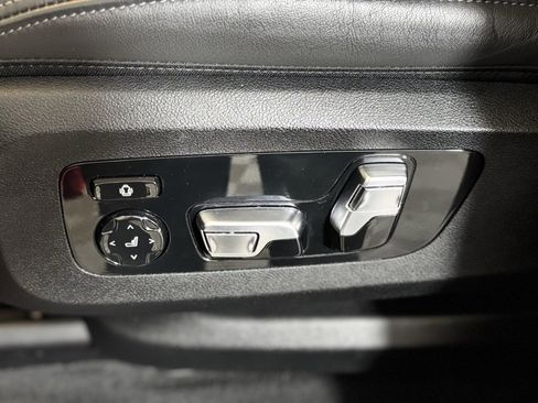 Used 2023 BMW X7 xDrive40i image 18