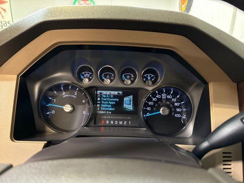 Used 2016 Ford F250 Lariat w/ Lariat Ultimate Package image 33