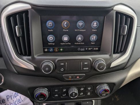 Used 2023 GMC Terrain SLT w/ Elevation Edition image 14