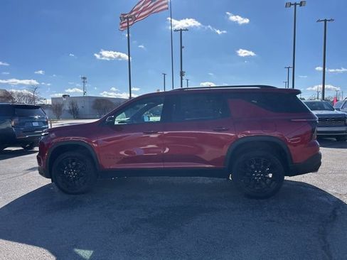 New 2026 Chevrolet Traverse LT w/ Midnight/Sport Edition FWD image 6