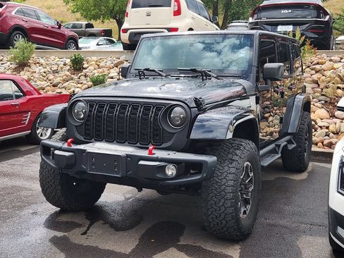 Used 2016 Jeep Wrangler Unlimited Rubicon AWD/4WD image 17
