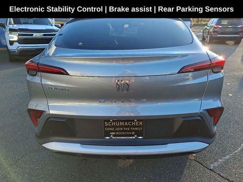 Used 2025 Buick Envista Preferred w/ Convenience I Package image 9