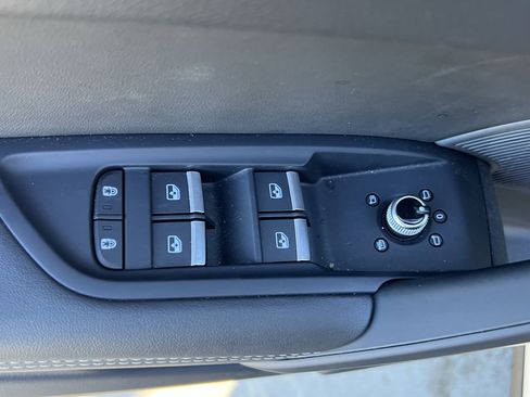 Used 2024 Audi Q5 2.0T Premium Plus w/ Premium Plus Package image 15