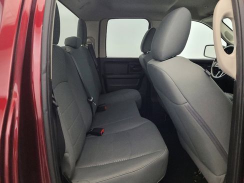Used 2017 RAM 1500 Express AWD/4WD image 19