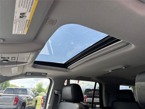 Used 2019 GMC Yukon SLT AWD/4WD image 19