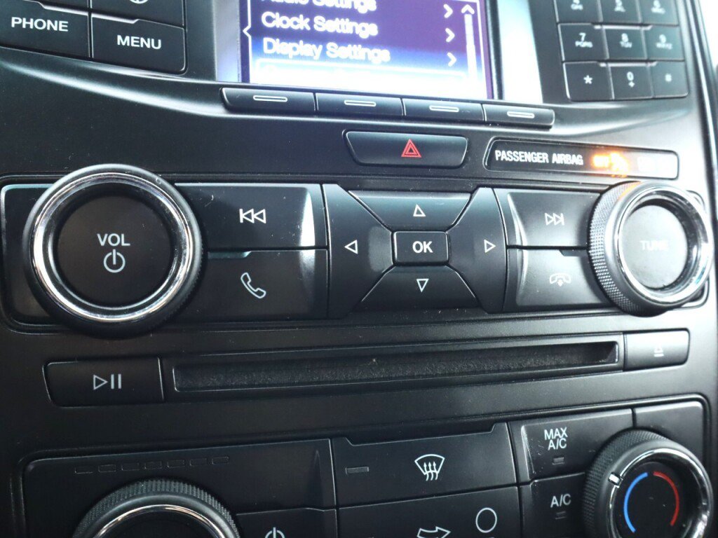 Used 2017 Ford Explorer XLT AWD/4WD image 21