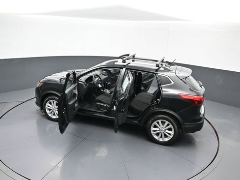 Used 2017 Nissan Rogue Sport S w/ S Appearance Package FWD image 42