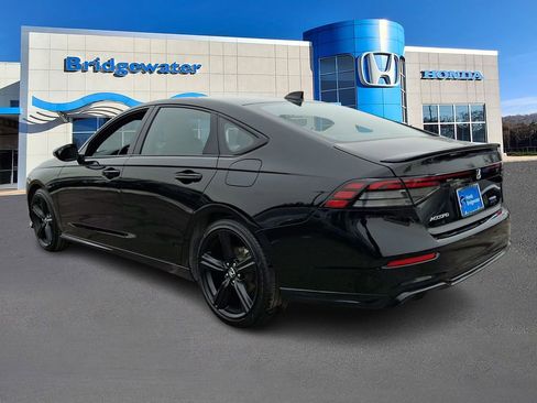 Used 2023 Honda Accord Sport-L image 4