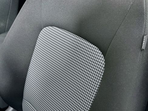 Used 2023 Hyundai Kona SE w/ Cargo Package image 18