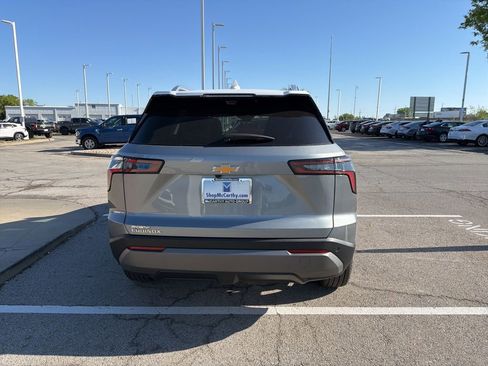New 2026 Chevrolet Equinox LT FWD image 4