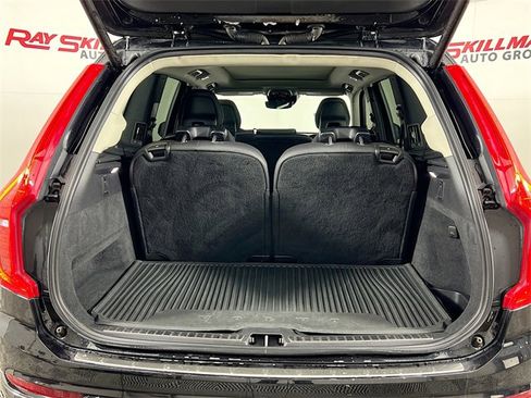 Used 2020 Volvo XC90 T6 Momentum w/ Protection Package Premier image 27