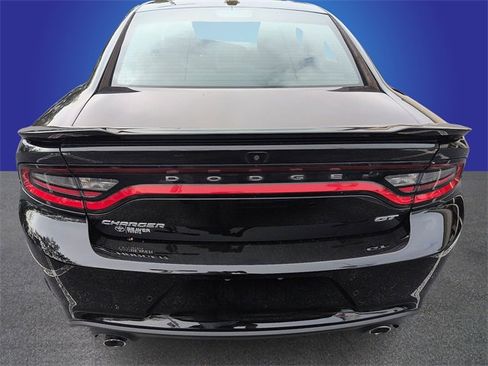 Used 2022 Dodge Charger GT image 4