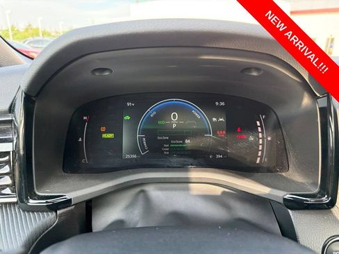 Used 2025 Toyota Camry SE w/ Multimedia Upgrade Package AWD/4WD image 10