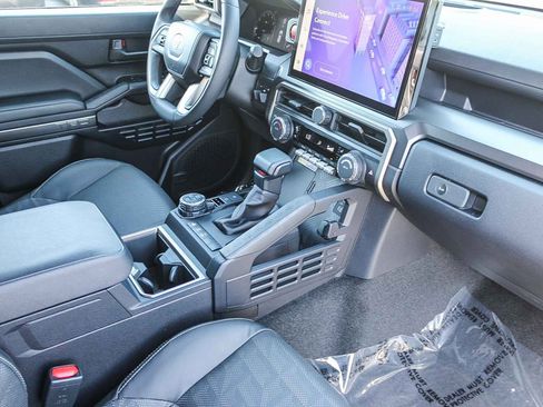 Certified 2025 Toyota 4Runner TRD Sport image 17