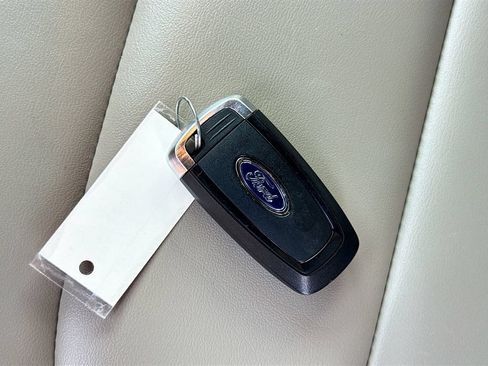 Used 2019 Ford Explorer XLT w/ Equipment Group 202A FWD image 37