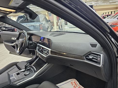 Used 2020 BMW 330i Sedan w/ Convenience Package image 21