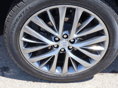 Used 2026 Buick Enclave Avenir w/ Super Cruise Package AWD/4WD image 17