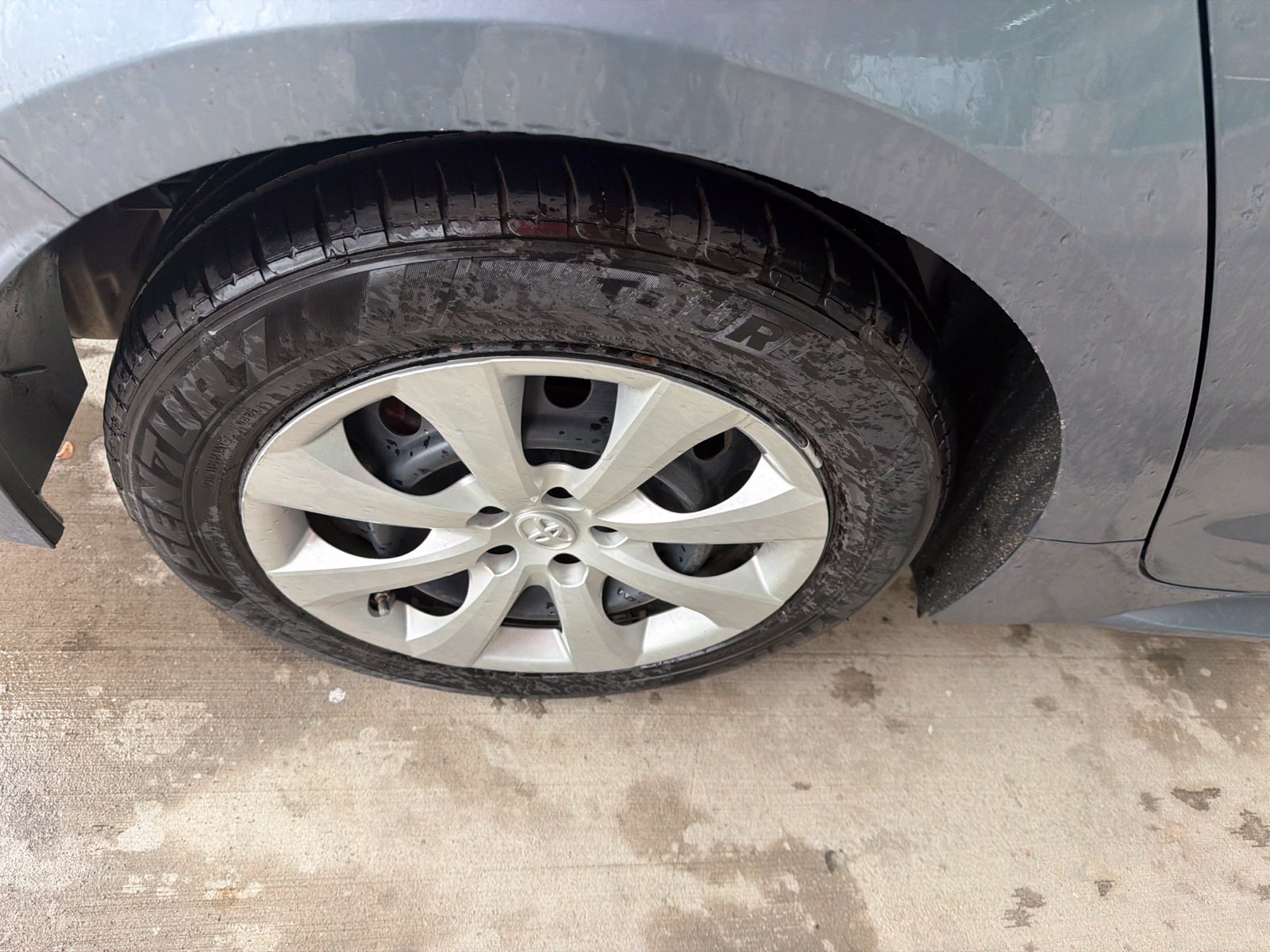 Used 2021 Toyota Corolla LE FWD image 16