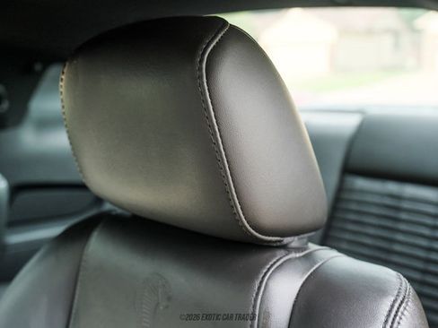 Used 2010 Ford Mustang Shelby GT500 RWD image 28