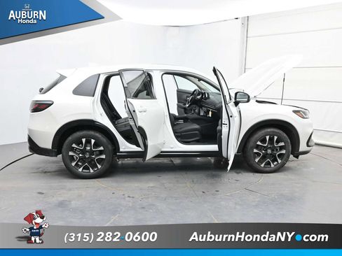 New 2026 Honda HR-V EX-L image 38