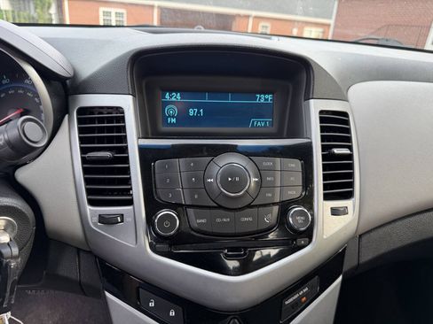 Used 2012 Chevrolet Cruze LS w/ Connectivity Package FWD image 13