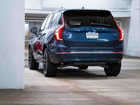 New 2026 Volvo XC90 B6 Plus w/ Protection Package Premier image 5