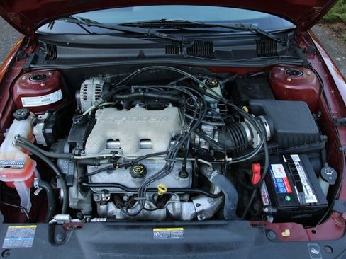 Used 2002 Pontiac Grand Am SE image 17