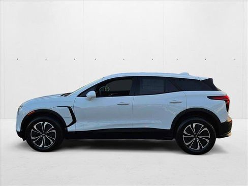 New 2025 Chevrolet Blazer EV LT image 5