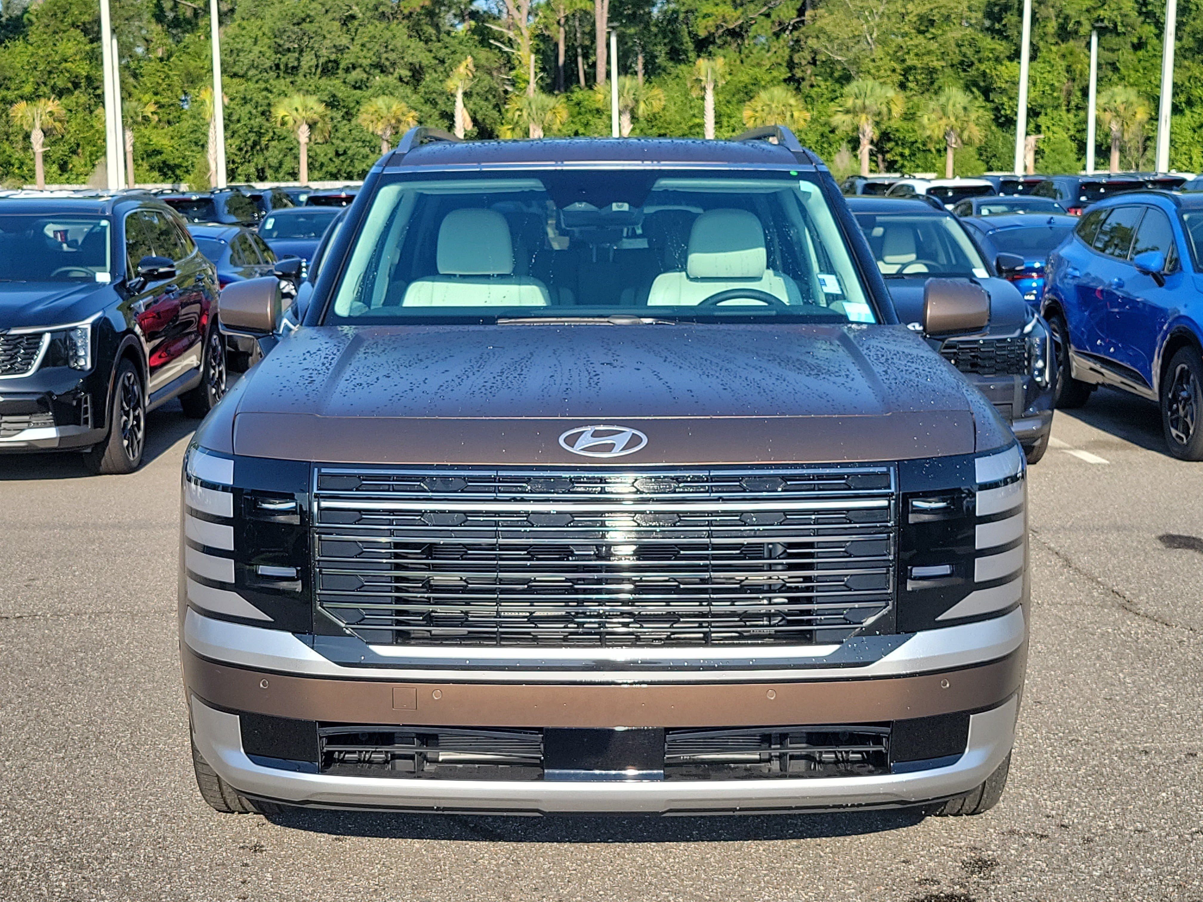 Used 2026 Hyundai Palisade Calligraphy AWD/4WD image 2