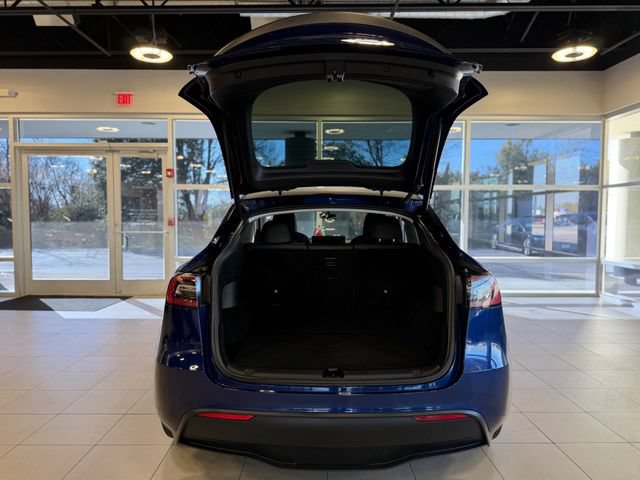 Used 2022 Tesla Model Y Performance AWD/4WD image 36