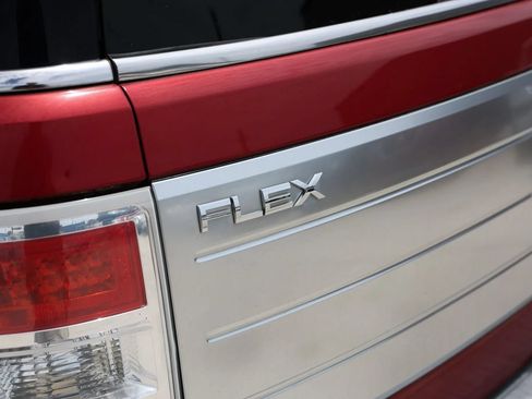 Used 2009 Ford Flex Limited FWD image 33
