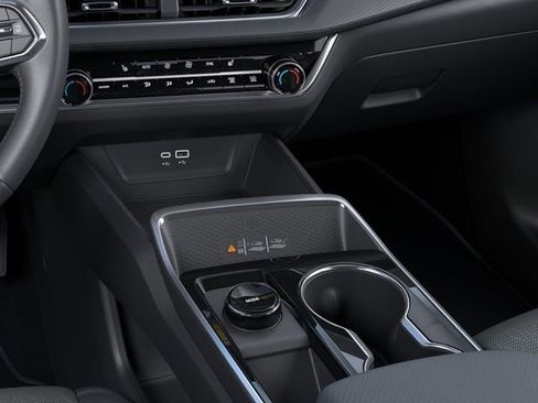 Used 2026 Chevrolet Equinox LT w/ Convenience Package II image 23