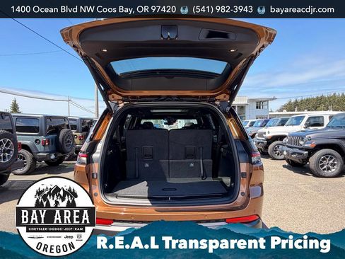 New 2026 Jeep Grand Cherokee L Limited AWD/4WD image 7