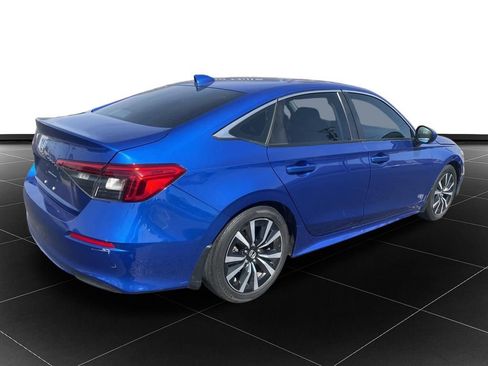 Used 2022 Honda Civic EX image 5