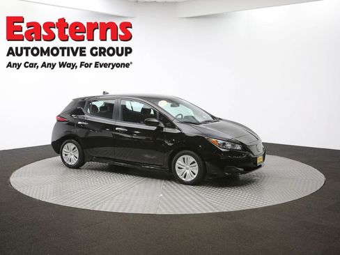 Used 2024 Nissan Leaf S image 45