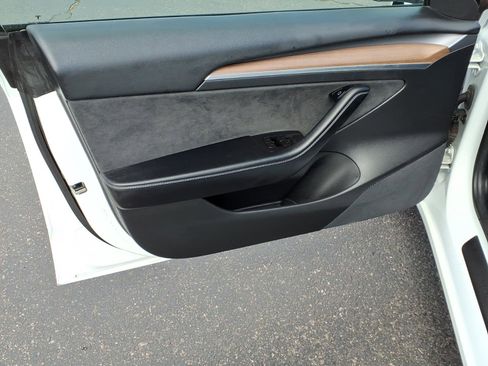 Used 2021 Tesla Model 3 Standard Range Plus RWD image 20