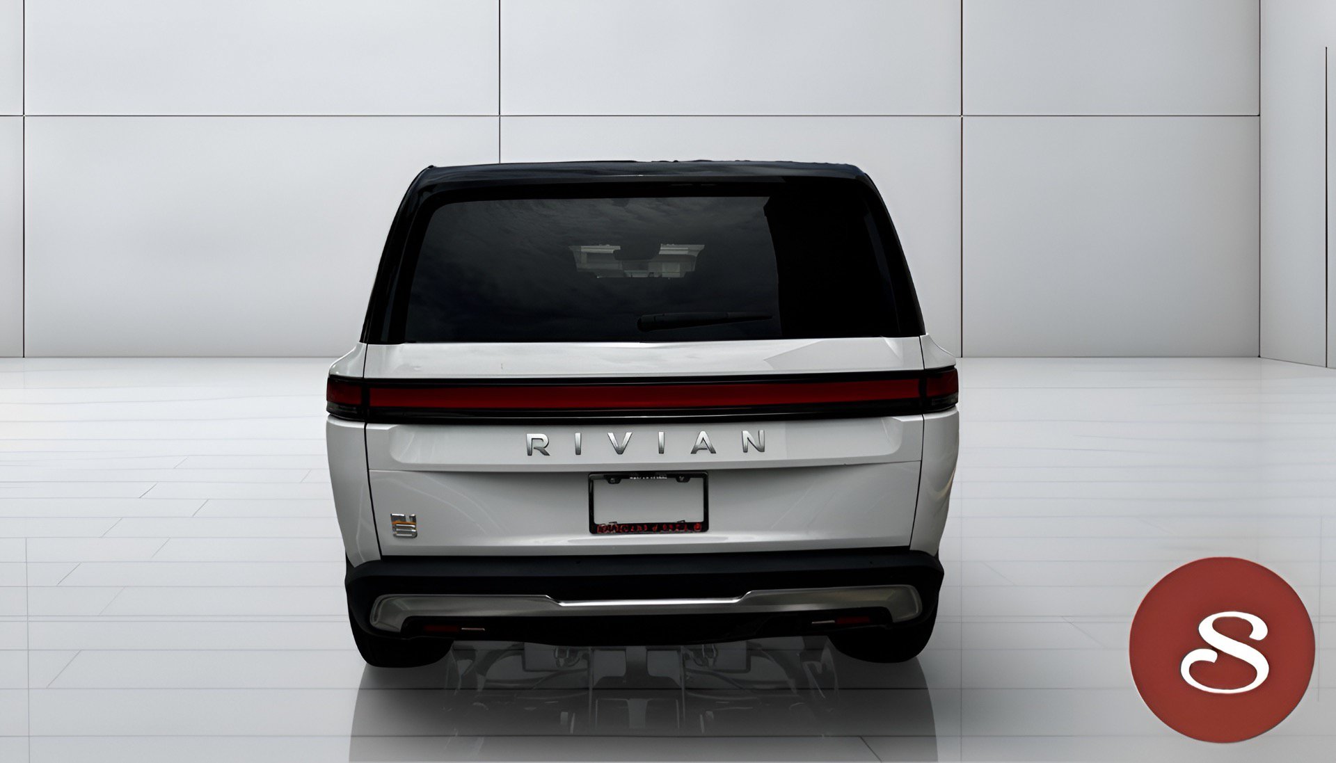 Used 2024 Rivian R1S Adventure Quad AWD/4WD image 7
