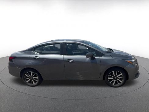 Used 2025 Nissan Versa SV FWD image 16