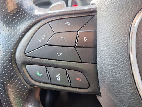 Used 2022 Dodge Challenger GT image 13