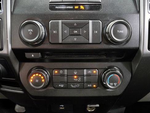 Used 2017 Ford F150 XLT w/ Equipment Group 301A Mid AWD/4WD image 30