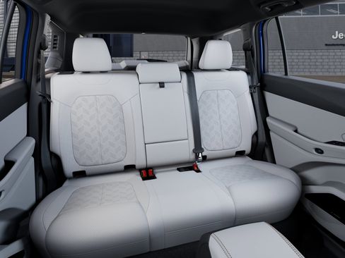 New 2026 Jeep Cherokee Overland image 15