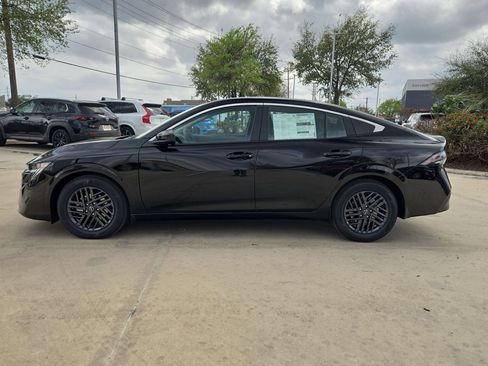 New 2026 Nissan Sentra SV FWD image 6