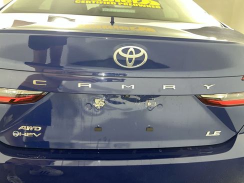 Used 2025 Toyota Camry LE AWD/4WD image 11