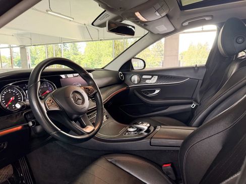 Used 2018 Mercedes-Benz E 300 image 15