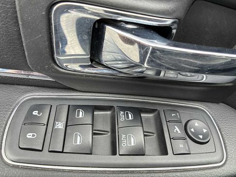 Used 2018 RAM 2500 Laramie w/ Convenience Group AWD/4WD image 15