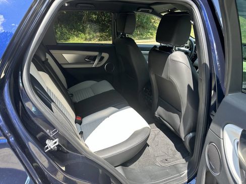 Used 2023 Land Rover Discovery Sport S R-Dynamic image 18