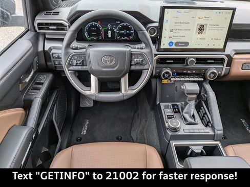 Used 2025 Toyota 4Runner Limited image 19