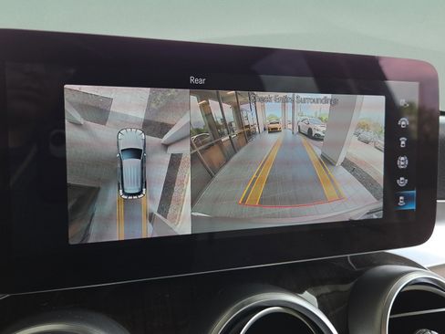 Certified 2022 Mercedes-Benz GLC 300 image 29
